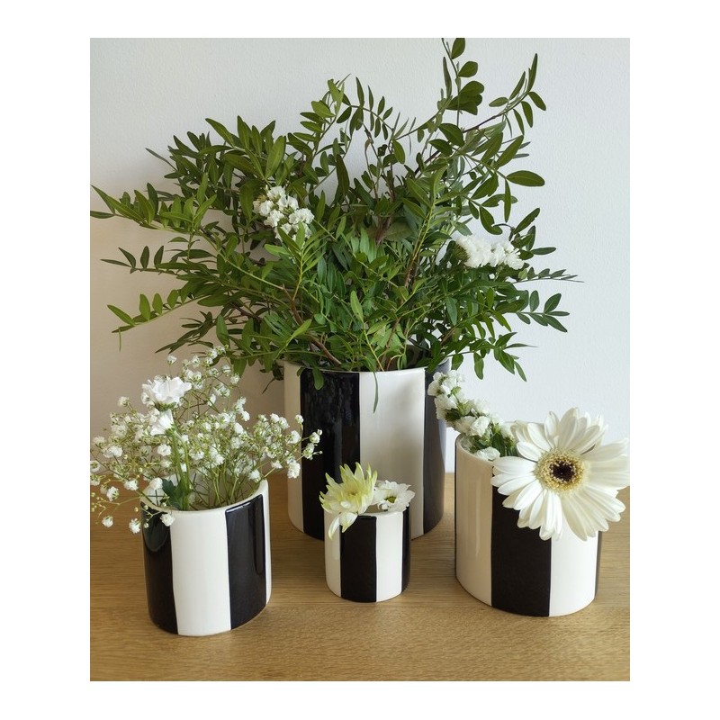 Ensemble de 4 pots à rayures noires et blanches céramique