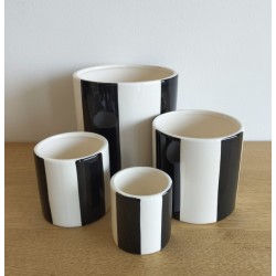 Ensemble de 4 pots à rayures noires et blanches céramique