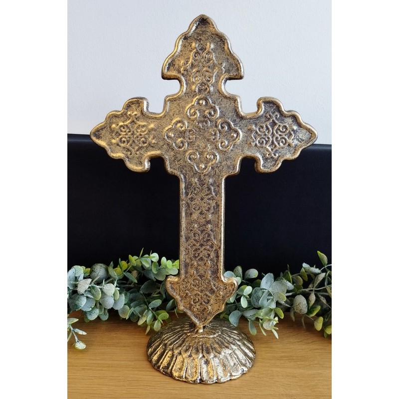 Croix baroque à poser en métal or vieilli 30cm / Crucifix